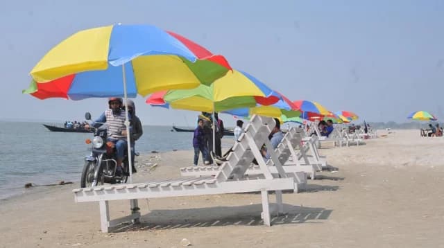 Rajshahi Nightlife & Riverside Hangout - Image 1